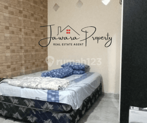 Hunian 2 Lantai Semi Furnished SHM di Perumahan Tengah Kota Lengkap Dengan Rumah Kontrakan 2 Kamar Tidur 2