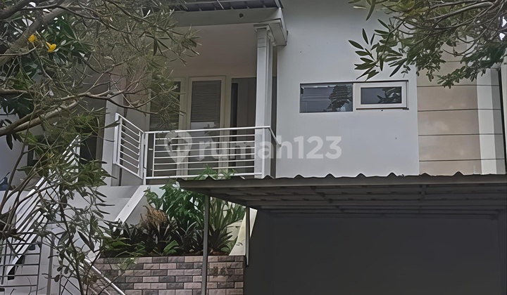 Ready-to-Occupy Furnished House in Cigadung Complex, Bandung