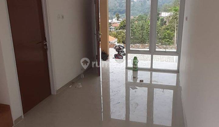 Rumah baru di Sindanglaya Arcamanik Bandung 2 Lantai SHM Selatan 3