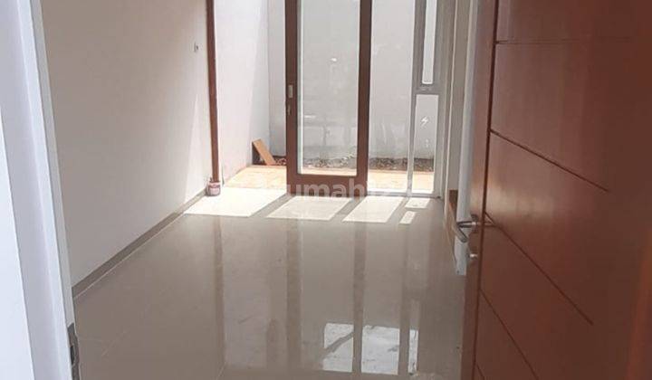 Rumah baru di Sindanglaya Arcamanik Bandung 2 Lantai SHM Selatan 4