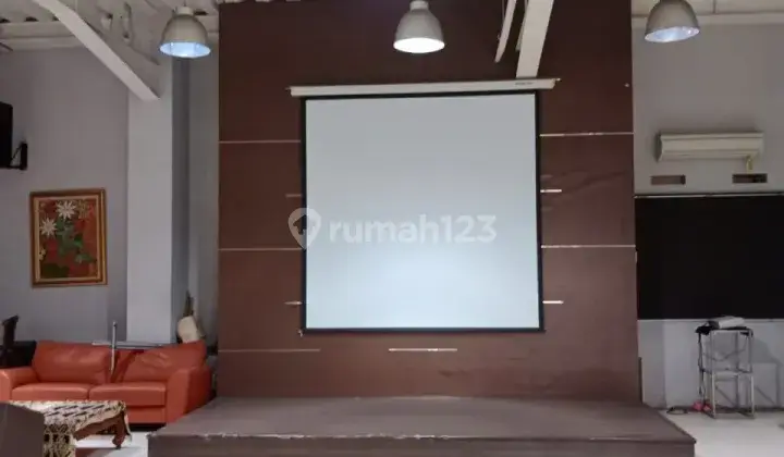 Gedung kantor 3 lantai  strategis mainroad di Buahbatu Bandung kota SHM Bagus 3
