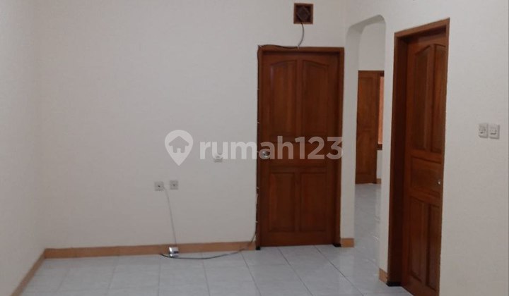 Rumah Siap Huni di Komplek Adipura Dekat Summarecon Bandung 2