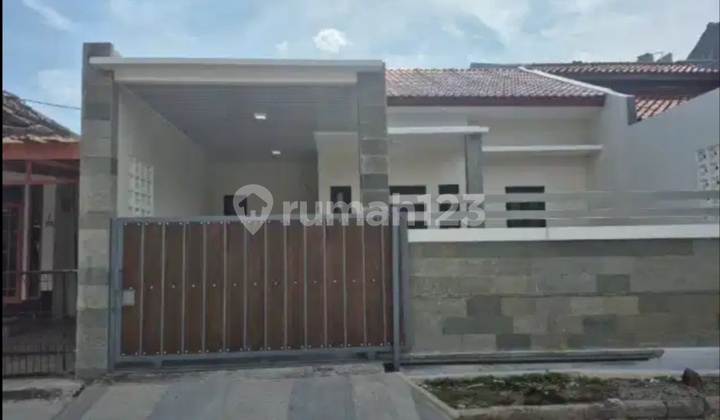 Rumah Baru Siap Huni di Komplek Antapani Bandung