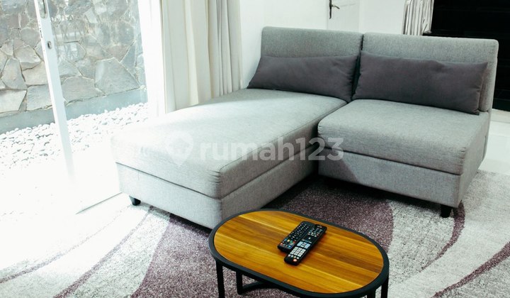Rumah Cantik 2 Lantai Full Furnished Di Komplek Cipaku Setiabudhi Bandung SHM 2