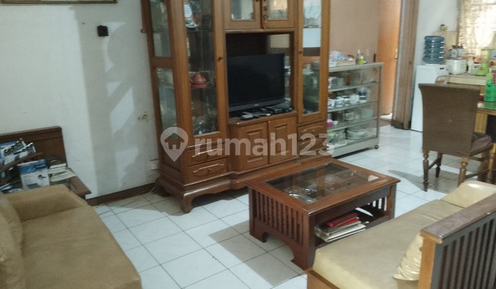 Rumah Asri Terawat di Komplek Pratista Antapani Bandung SHM 2
