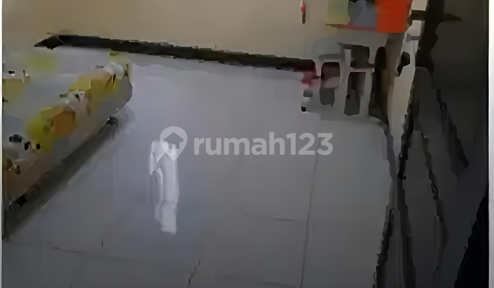 Rumah Eks Kostan Utk Mess 3 Lantai di Sadang Serang Tubagus Ismail SHM 2