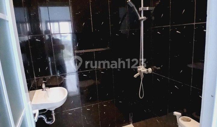 Take Over 88 Million Two-Story House Pondok Terong Cipayung Depok 2