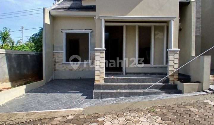 Rumah Geneve Residence Estate Kalibaru Cilodong Depok