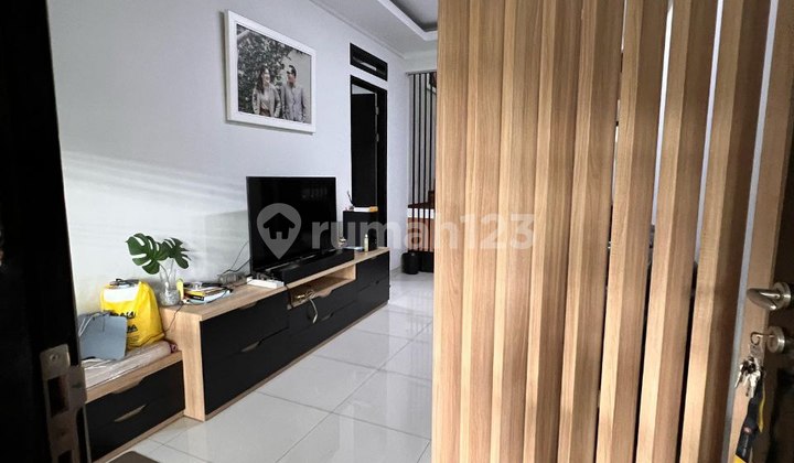 Rumah Bagus Shm Di Nusa Hijaucimahi Utara 1