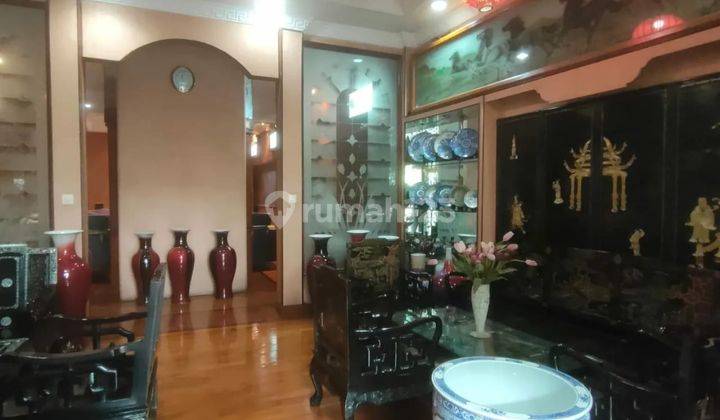 Rumah Hoki Bagus di Jalan Jakarta 1