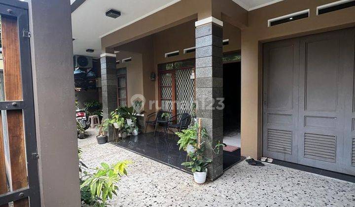 Jual Rumah Taman Kopo Indah Bagus Terawat 2 Lantai 1