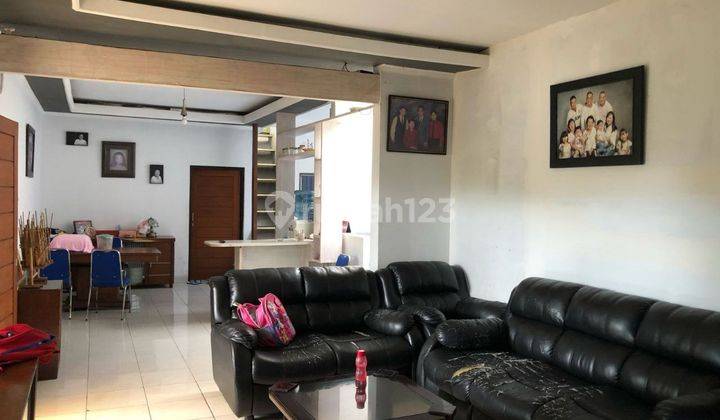 Rumah 2 Lantai Unfurnished SHM di Maleber, Bandung 1