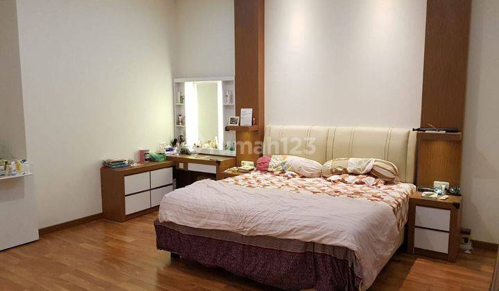 Rumah 2 Lantai Semi Furnished SHM di Rambut Kasih, Bandung 2