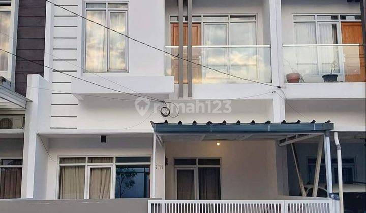 Rumah Bagus Unfurnished SHM di Ciwastra, Bandung 1