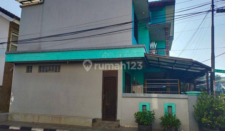 Rumah Modern Semi Furnished SHM harga Terjangkau di Bumi Adipura  2