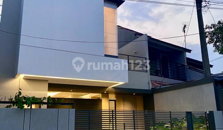 Rumah Desain Jepang Tengah Kota Jln Peta Bandung