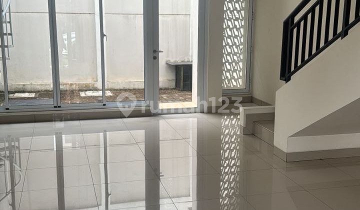 Rumah Baru Summarecon Sudah Ada Kanopi Cluster Amanda Rumah Baru Summarecon Sudah Ada Kanopi Cluster Amanda