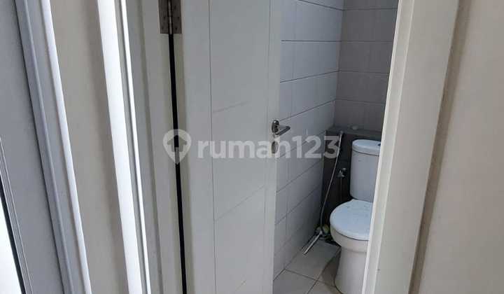 Ready-to-Live House with Canopy and Kitchen Set in Summarecon Bandung 2