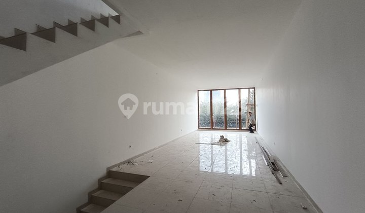 Rare Find! Unmatched - Shop House on Main Road Pungkur, Just a Step Away from Alun Alun Bandung City HG 2