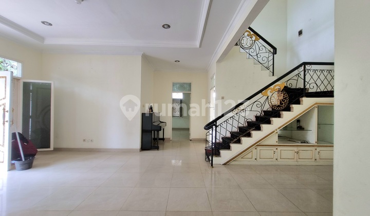 RUMAH SINGGASANA PRADANA