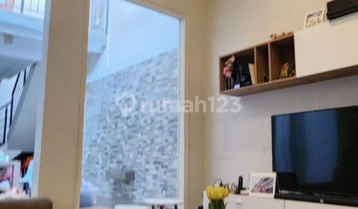 4-Bedroom House Ready to Occupy in Kota Baru Parahyangan