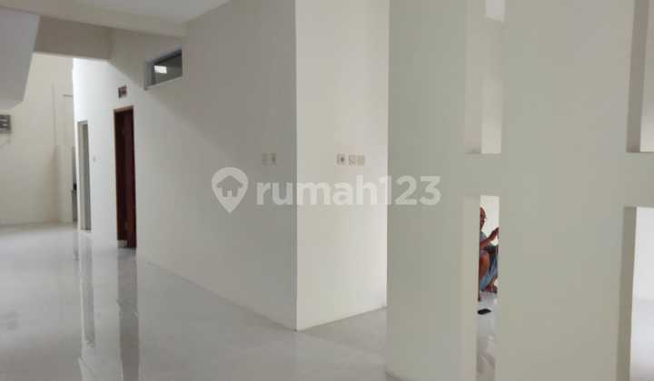 Dijual Rumah Baru di Kembar  2