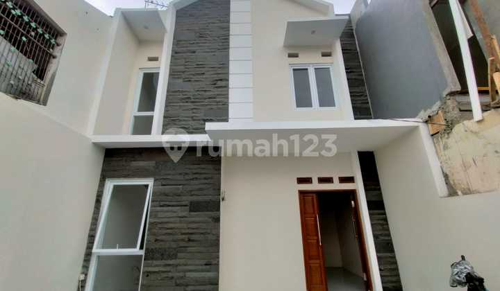 Dijual Rumah Baru di Kembar 