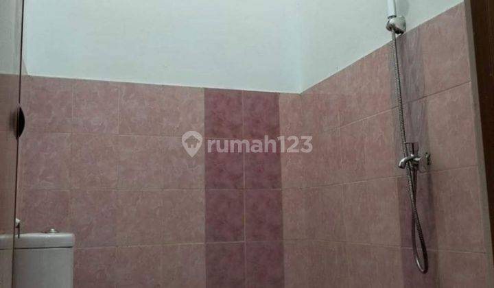 Rumah 2 Lantai Bagus Unfurnished SHM di Sariwangi, Bandung 2