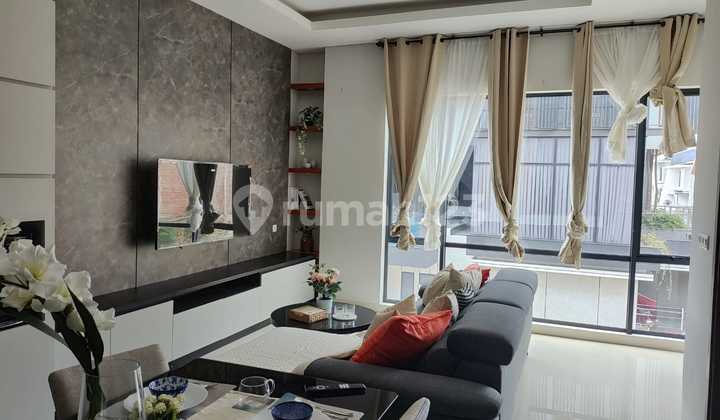 DIJUAL Ready Rumah Baru SETRADUTA ROYAL GRANDE DIJUAL Ready Rumah Baru SETRADUTA ROYAL GRANDE