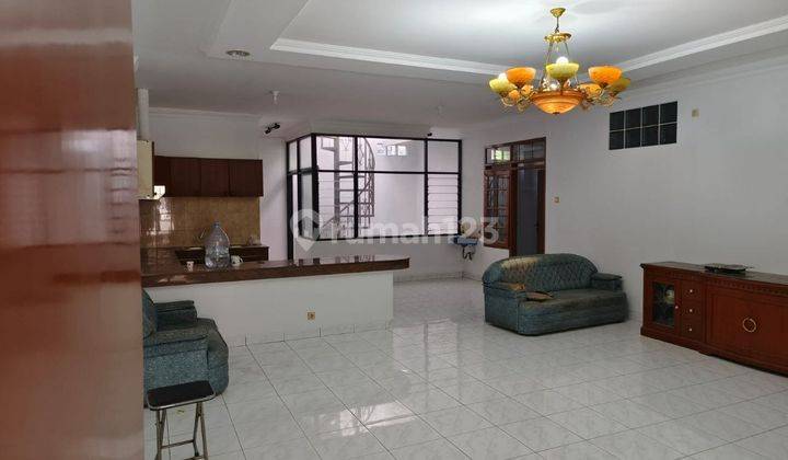 Rumah Murah Unfurnished SHM di Taman Holis Indah , Bandung 1