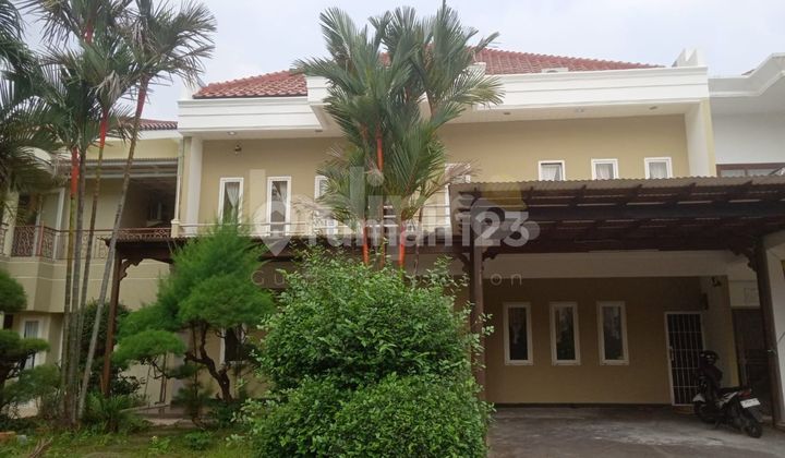 Murah di Alam Sutera !! Rumah Mewah Classic Dekat Living World