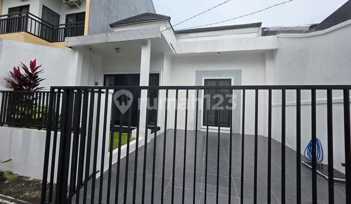 Brand New !! Rumah Siap Huni di Griyaloka Bsd