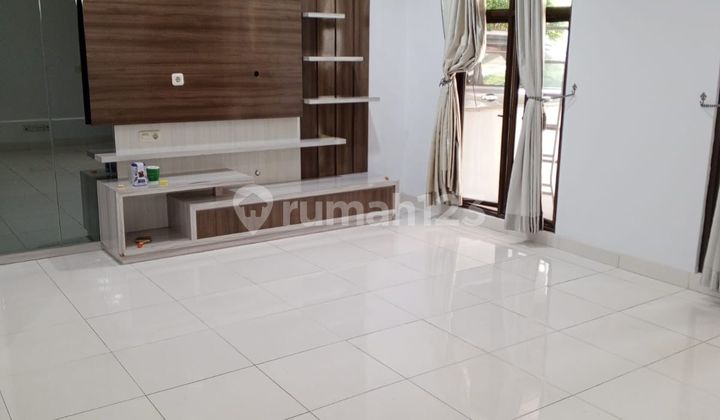 Bagus !! RUMAH 3 LANTAI  SUDAH RENOV DI GREENWICH BSD CITY  2