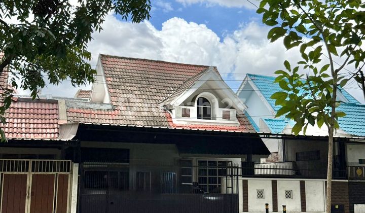 Murah !! Rumah Hitung Tanah Cocok Untuk Resto Dan Kantor Di Jalan Raya Utama Kencana Loka Bsd 1