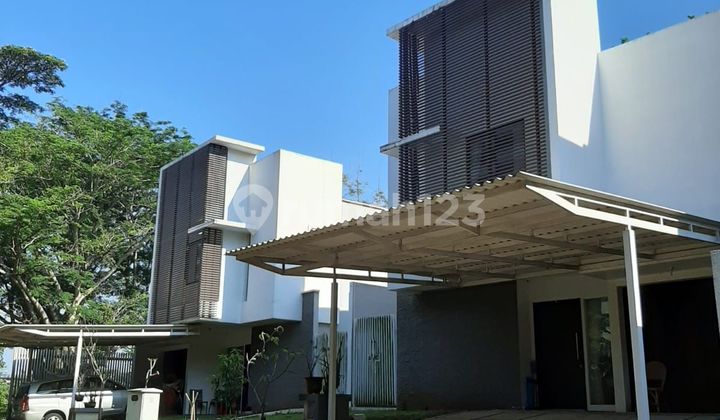 Rumah Modern Kontemporer Dekat Teras Kota Mall Bsd