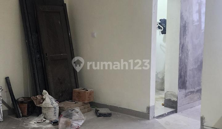 Brand New Rumah Hook di Regency Melati Mas 2