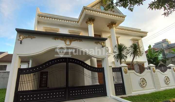 Rumah Clasic Modern Dekat Al Azhar Di Puspita Loka Bsd