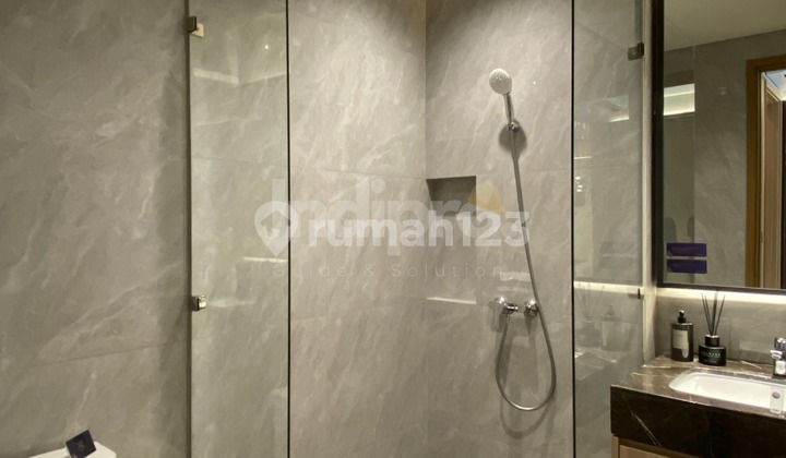 New !! 3-Story House Near Jatake Station BSD 2