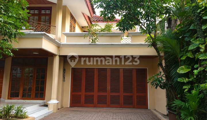 Luxurious 2-Storey House with Swimming Pool in Cilandak Dalam - 5 Bedrooms, Semi Furnished Luxurious 2-Storey House with Swimming Pool in Cilandak Dalam - 5 Bedrooms, Semi Furnished
