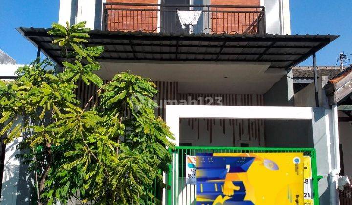 Disewakan rumah minimalis 2lt d Semolowaru  1