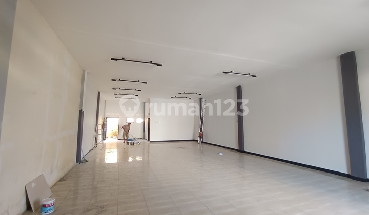 Ruko Bagus Siap Pakai Dekat Pasar Dan Rumah Sakit Waled Cirebon Ruko Bagus Siap Pakai Dekat Pasar Dan Rumah Sakit Waled Cirebon