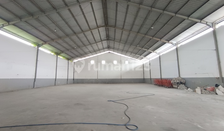 For Rent Ready-to-Use Warehouse in Samadikun, Cirebon City