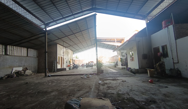 Ready-to-Use Semi-Open Warehouse Near Cirebon City Ready-to-Use Semi-Open Warehouse Near Cirebon City