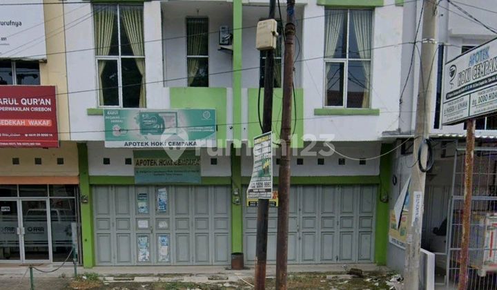 Ruko Couple Siap Pakai untuk Kantor dan Bisnis