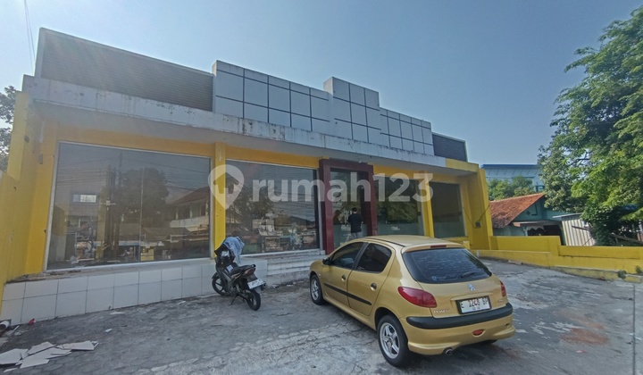 Shophouse Spacious Location Main Road In Cirebon City 2