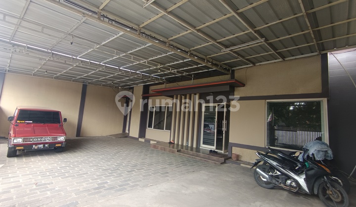 Two-Story House Near Business Area and Cirebon Regency Government Offices. Two-Story House Near Business Area and Cirebon Regency Government Offices.