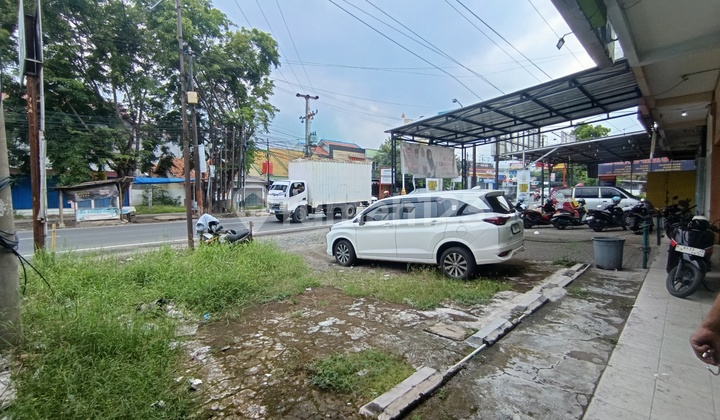 Ready-to-Use Shop House for Office and Business 2