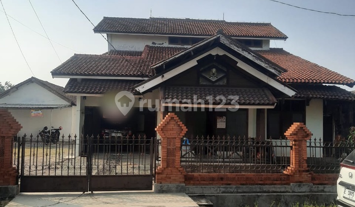Rumah 2 Lt Luas Dan Besar Di Sayap Kota Cirebon