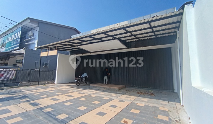 Ready-to-Use Shophouse on Main Road Jl. Cipto, Cirebon City 1