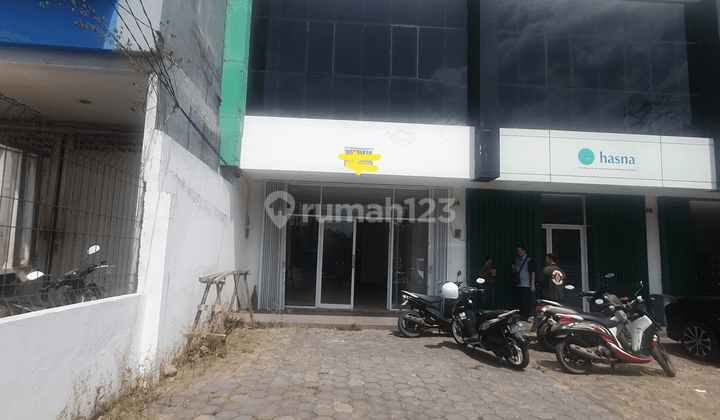 Disewakan Ruko 3 Lantai Di Jl. Evakuasi, Cirebon 2